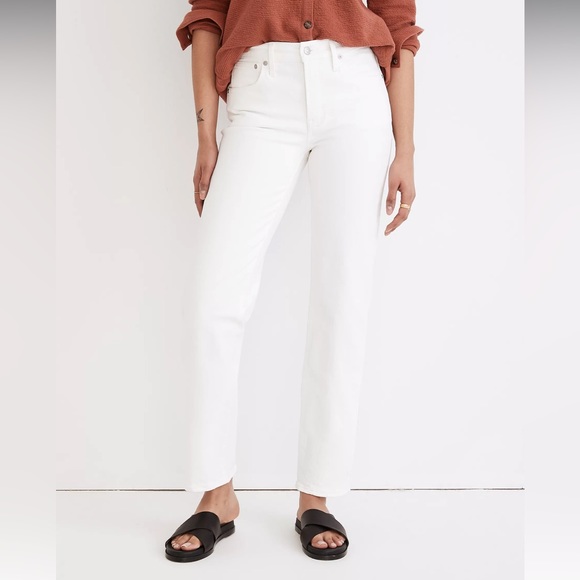 (F13)  The Mid-Rise Perfect Vintage Straight Jean in Tile White - Picture 4 of 8